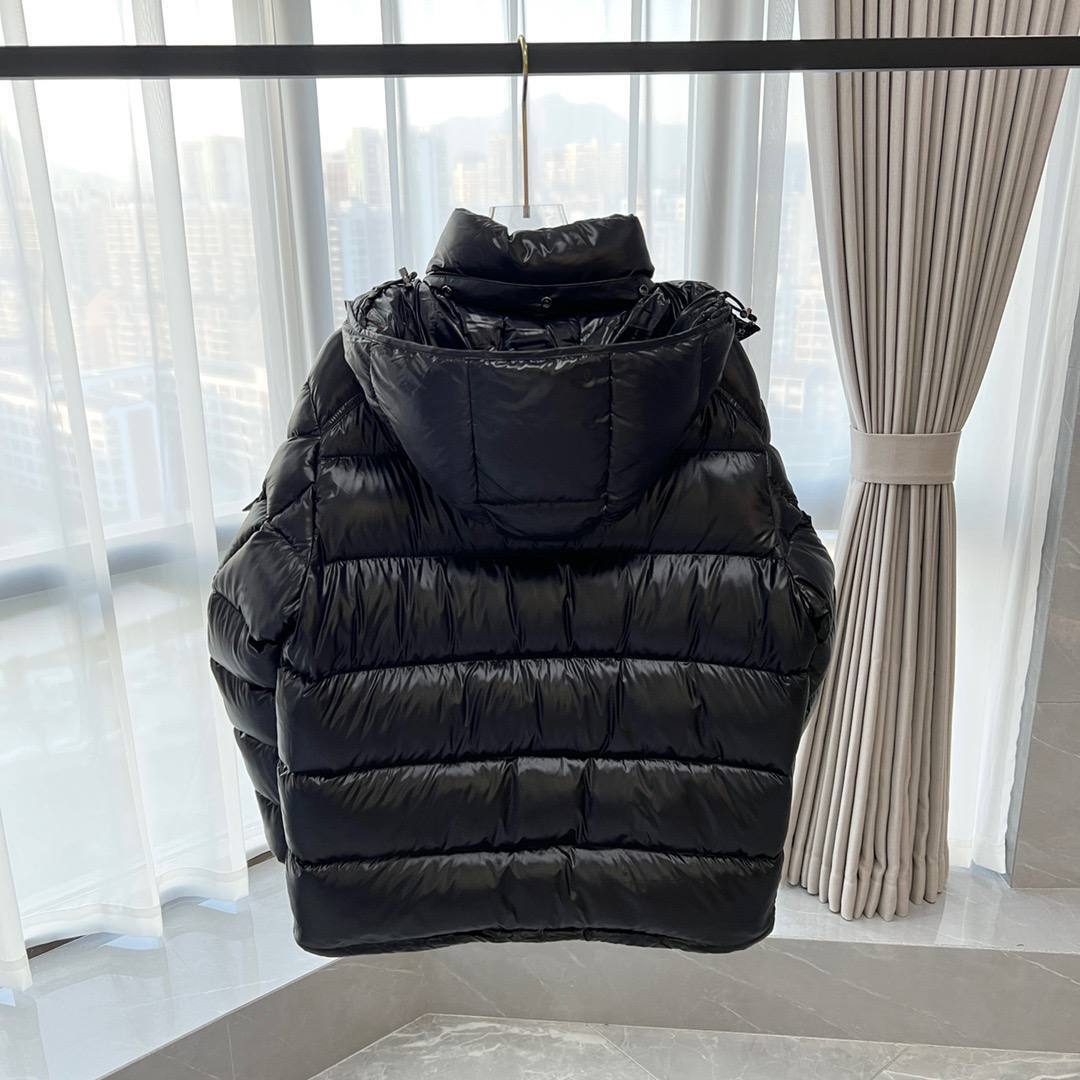 Пуховик черный Maya Moncler BP-000657 Пуховик черный Maya Moncler BP-000657