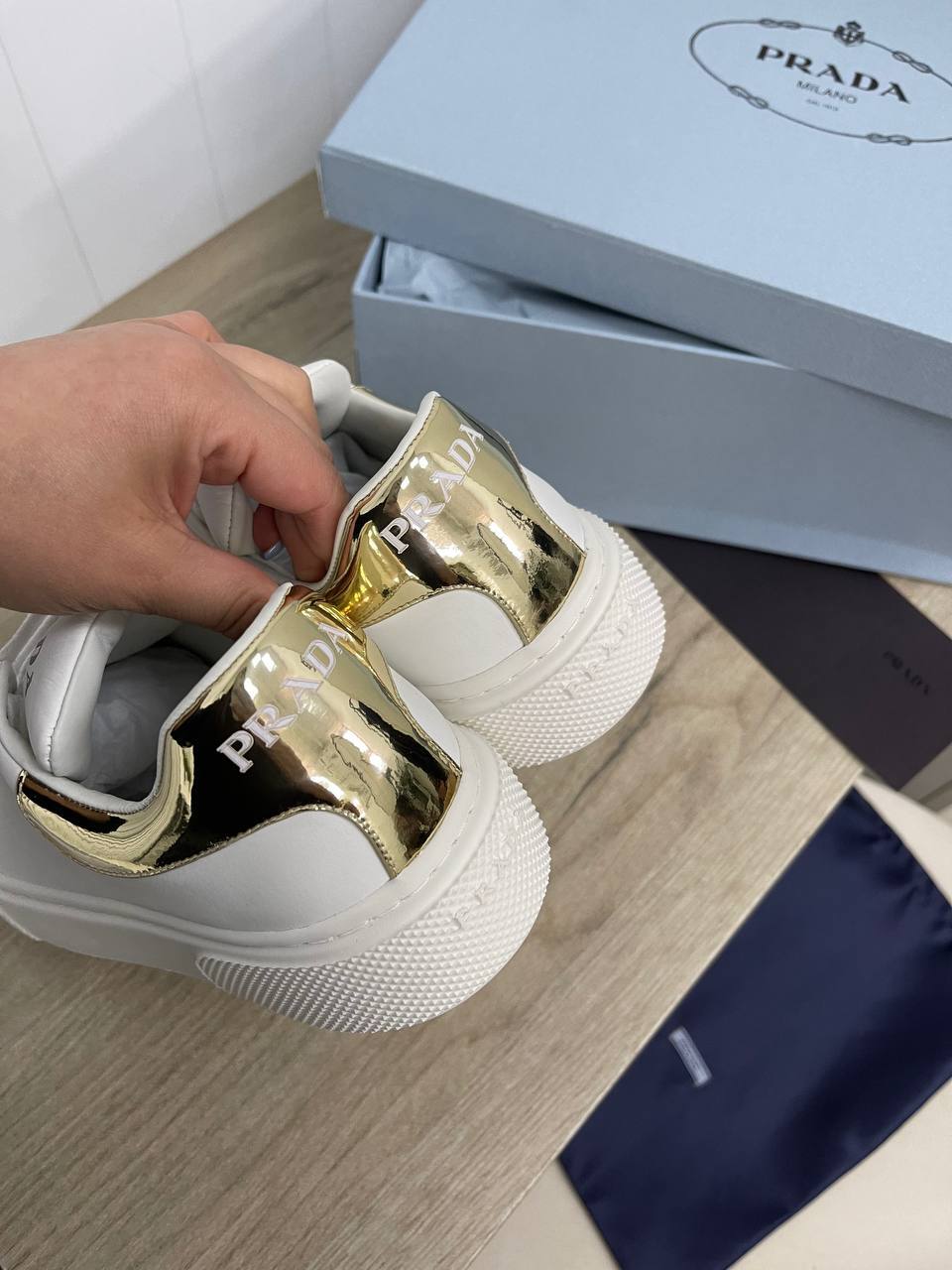 Prada женские премиум кеды BP-32138 Prada женские премиум кеды BP-32138