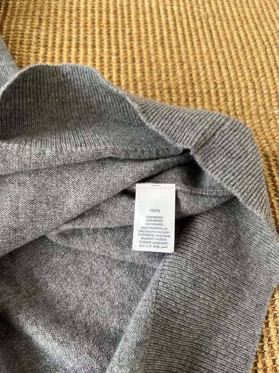 Кофта BC BP-40693 дизайнерская Кофта BC BP-40693 дизайнерская