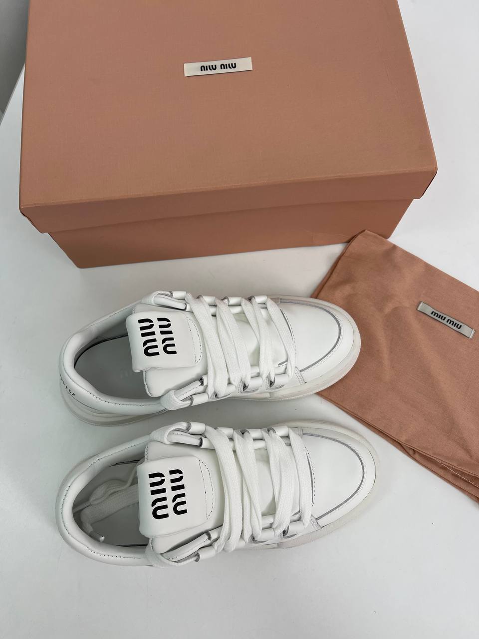 Miu Miu повседневные женские кеды BP-35889 Miu Miu повседневные женские кеды BP-35889