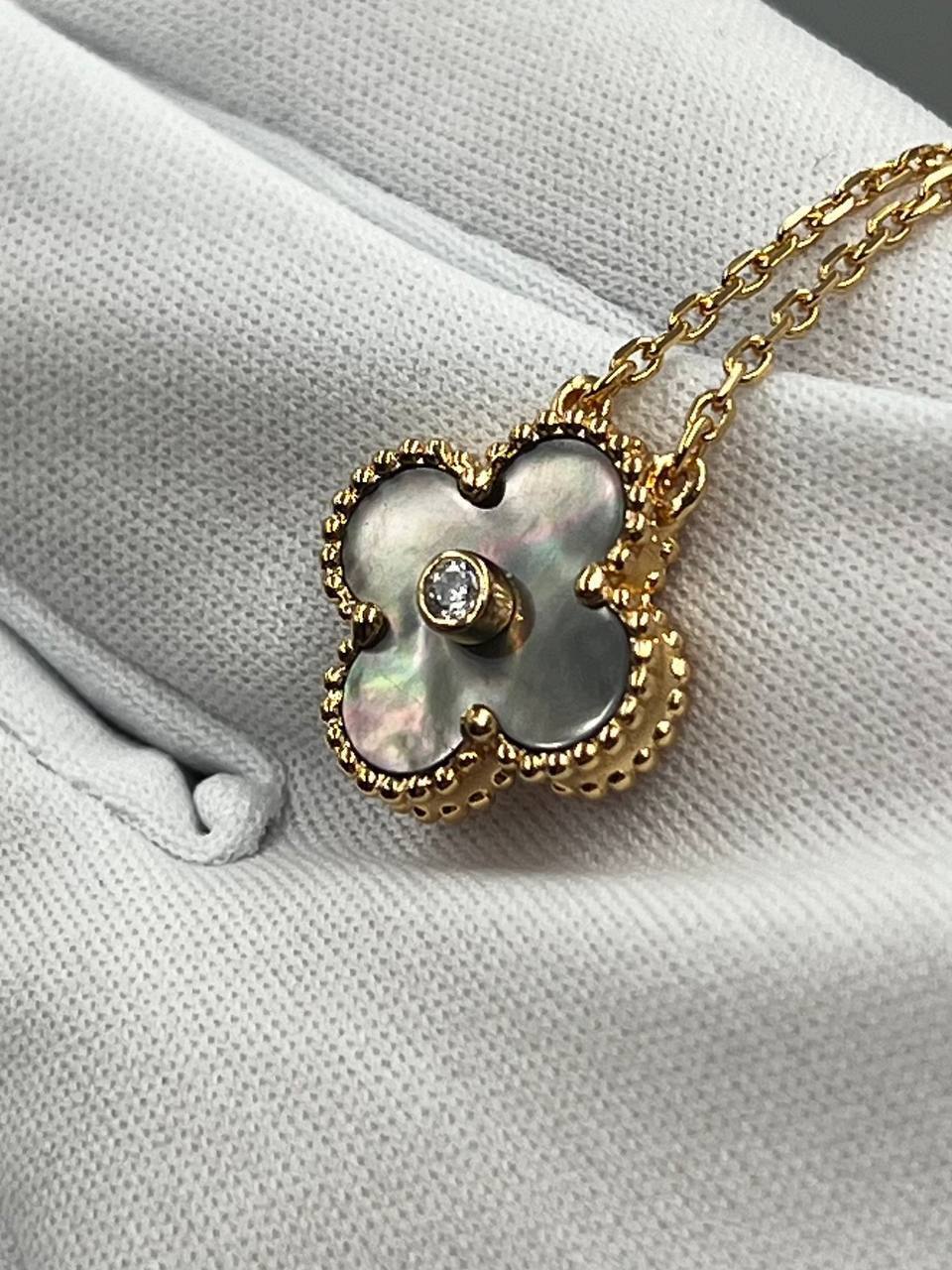 Коллекционная подвеска Van Cleef BP-45883 Коллекционная подвеска Van Cleef BP-45883