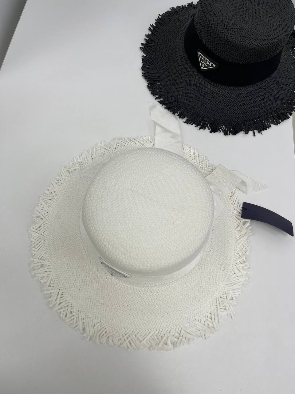 Дизайнерская шляпа Prada BP-34110 Дизайнерская шляпа Prada BP-34110