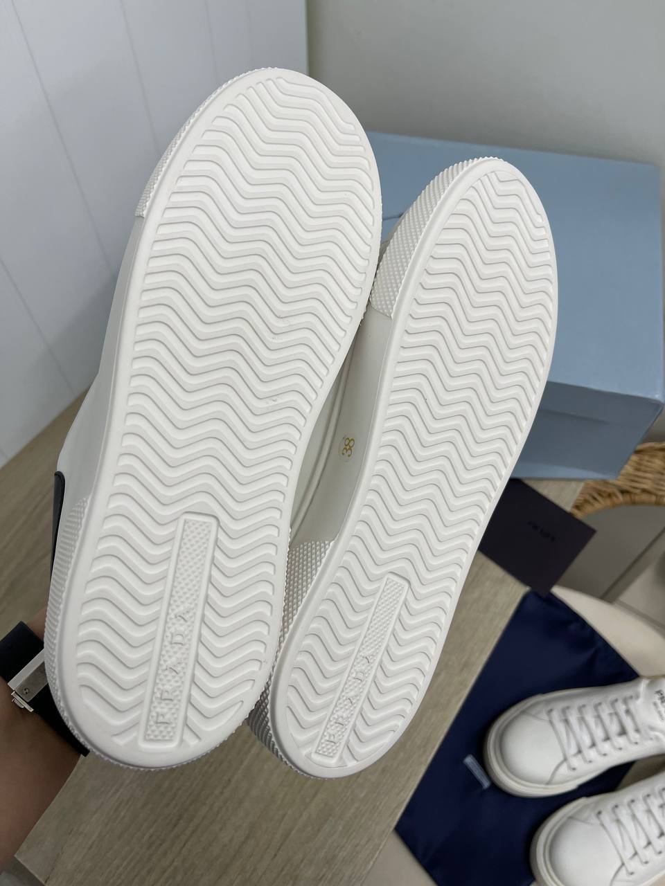 Женские кеды Prada коллекционные BP-32136 Женские кеды Prada коллекционные BP-32136