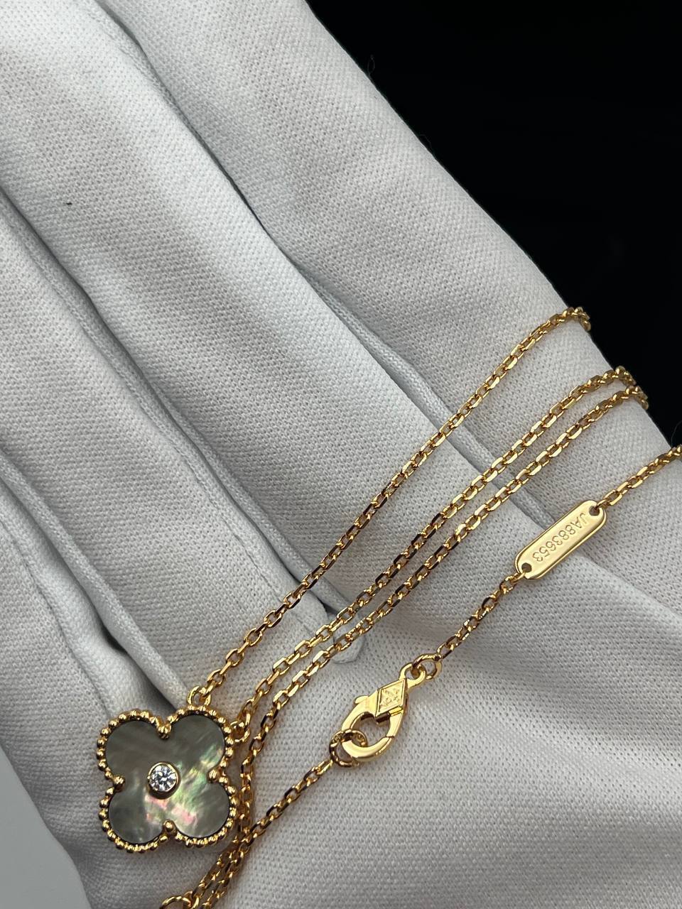 Коллекционная подвеска Van Cleef BP-45883 Коллекционная подвеска Van Cleef BP-45883