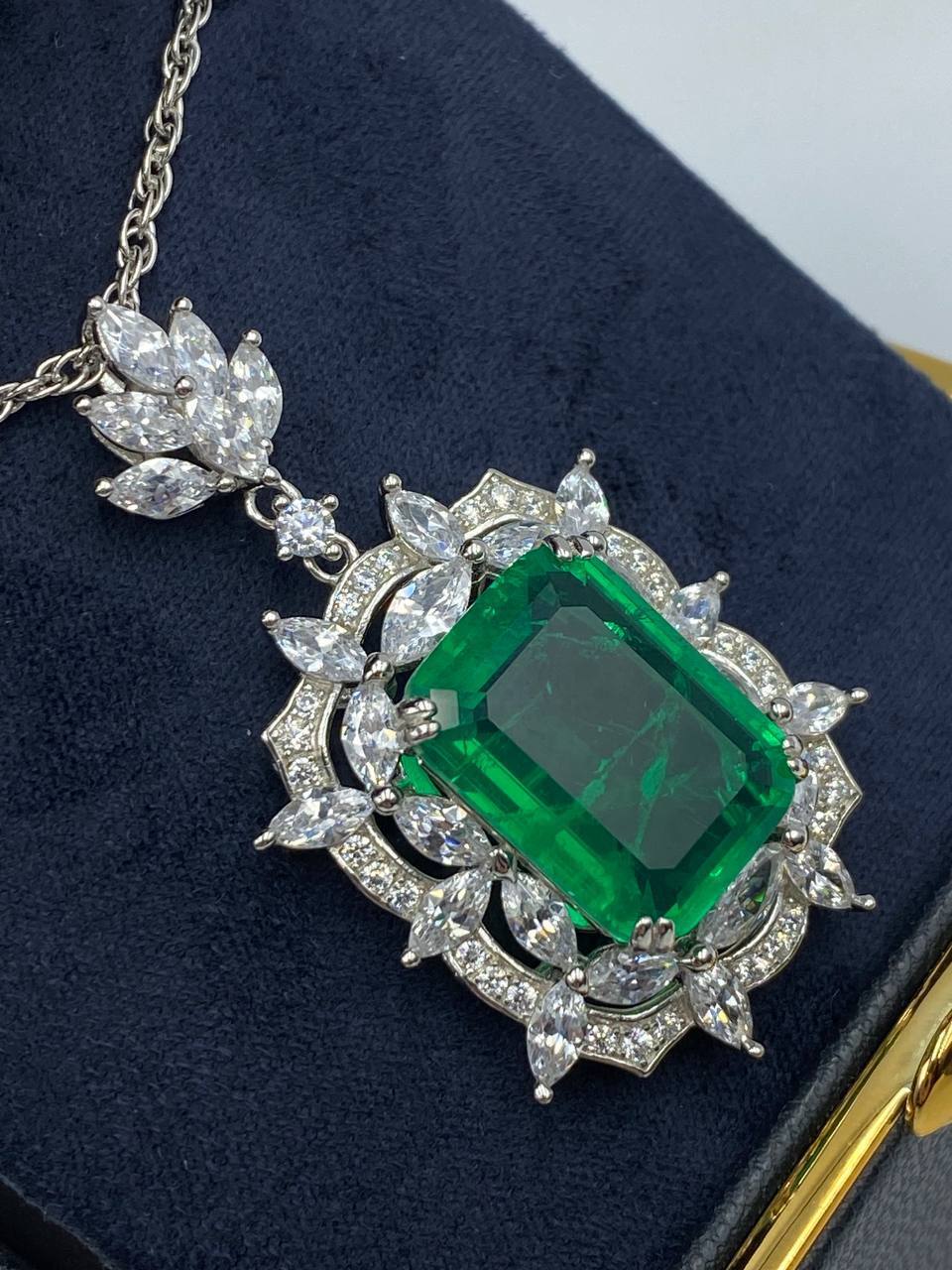 Элитная подвеска Graff BP-42239 Элитная подвеска Graff BP-42239