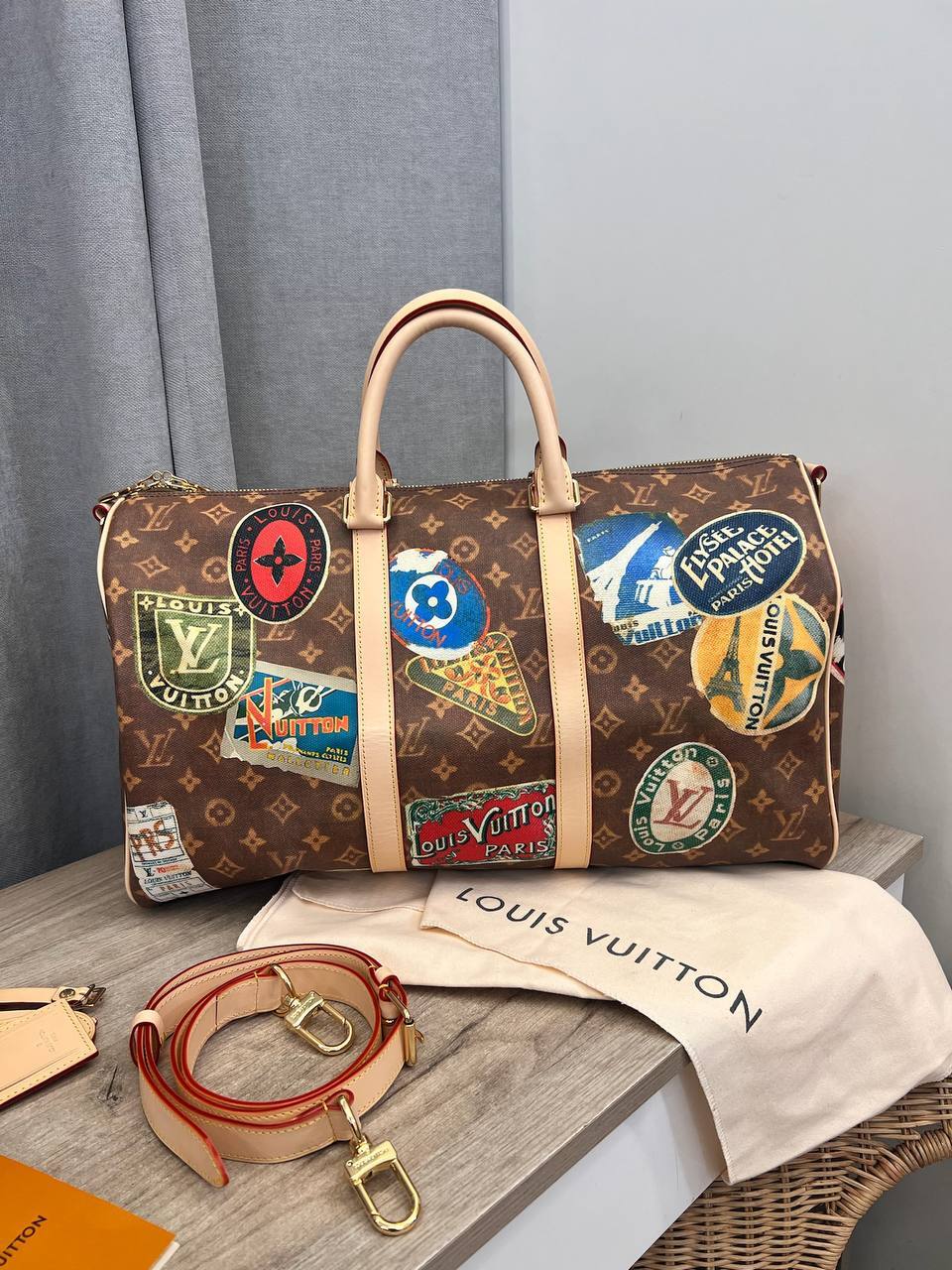 Louis Vuitton стильная дорожная сумка BP-52014 Louis Vuitton стильная дорожная сумка BP-52014