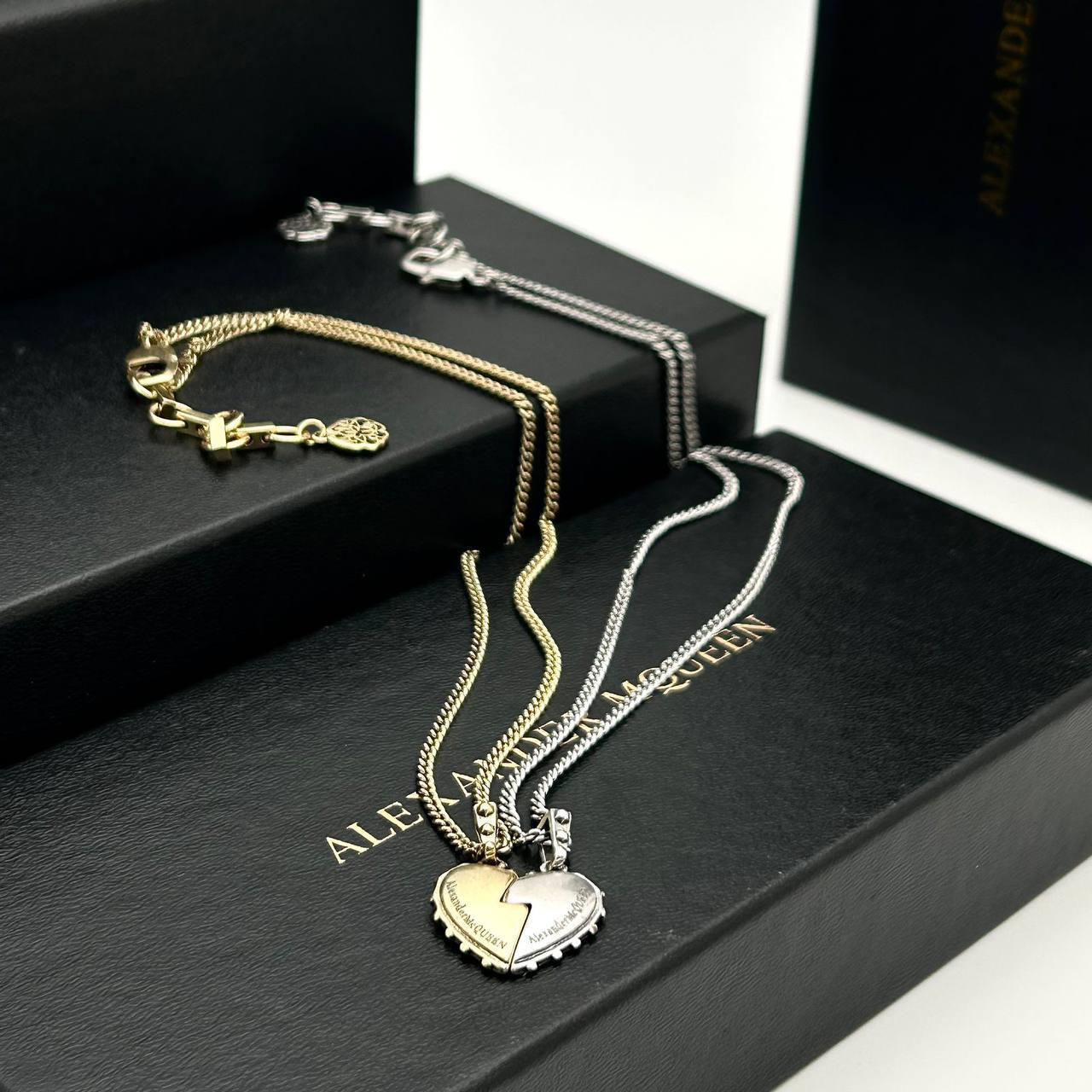 Коллекционная подвеска 2в1 Alexander McQueen BP-52382 Коллекционная подвеска 2в1 Alexander McQueen BP-52382