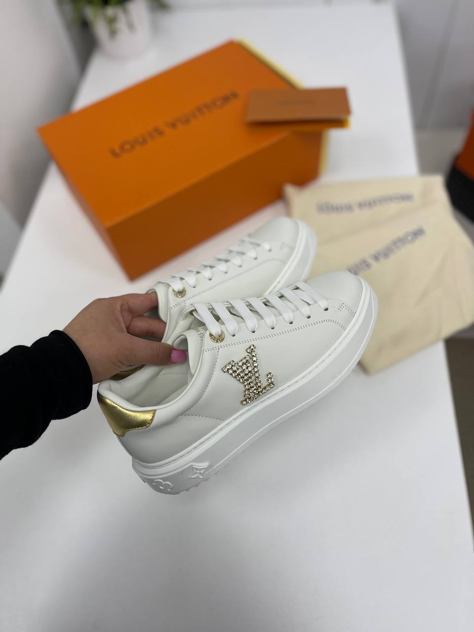 Louis Vuitton женские коллекционные кеды BP-29087 Louis Vuitton женские коллекционные кеды BP-29087