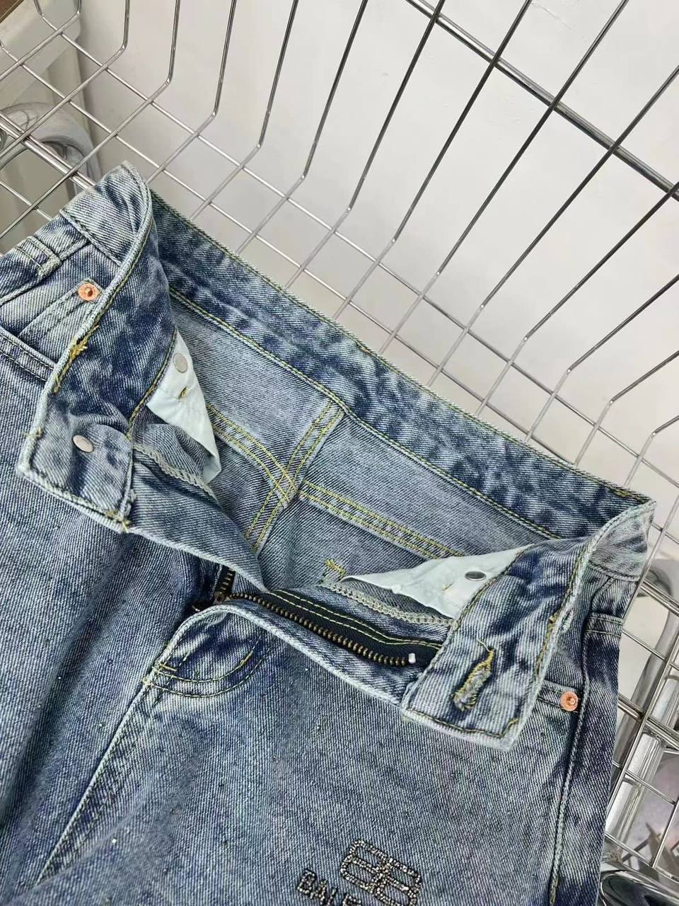 Коллекционные джинсы Balenciaga BP-39063 Коллекционные джинсы Balenciaga BP-39063