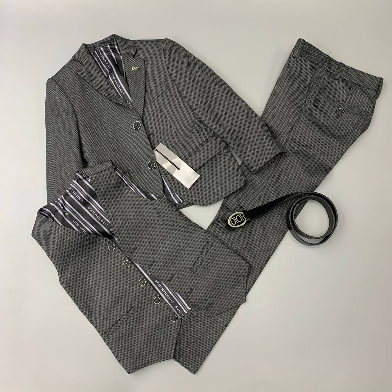 Костюм 3-ка Christian Dior премиальный BP-15113 Костюм 3-ка Christian Dior премиальный BP-15113