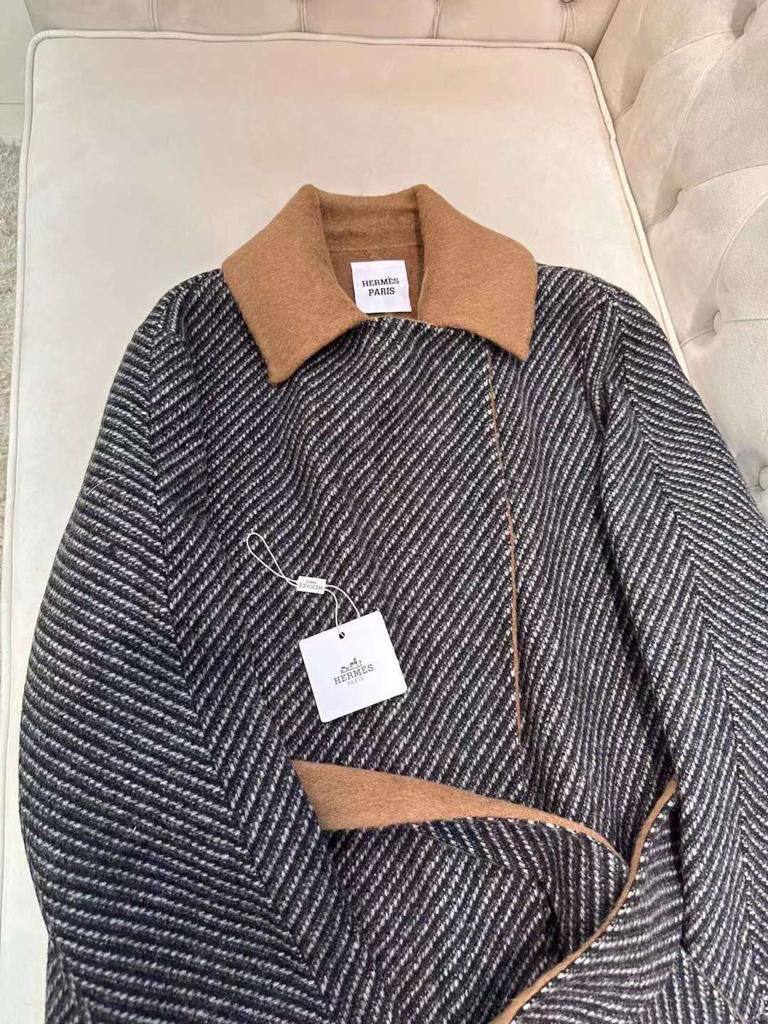 Пальто Hermes BP-40499 эксклюзивное Пальто Hermes BP-40499 эксклюзивное