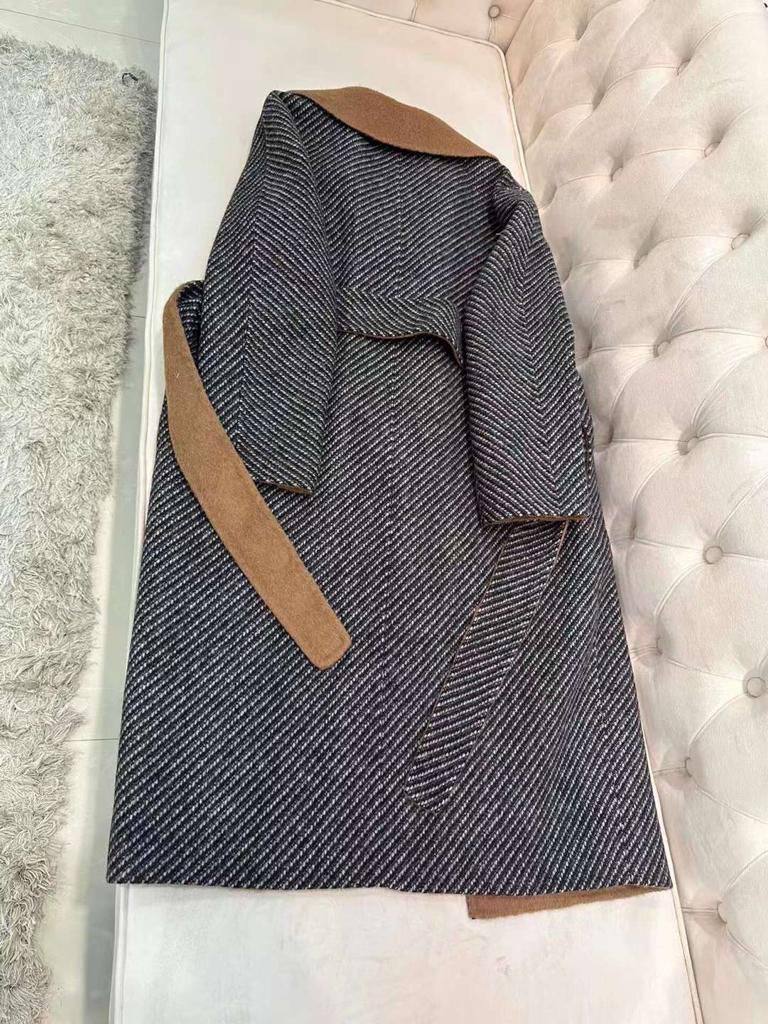 Пальто Hermes BP-40499 эксклюзивное Пальто Hermes BP-40499 эксклюзивное