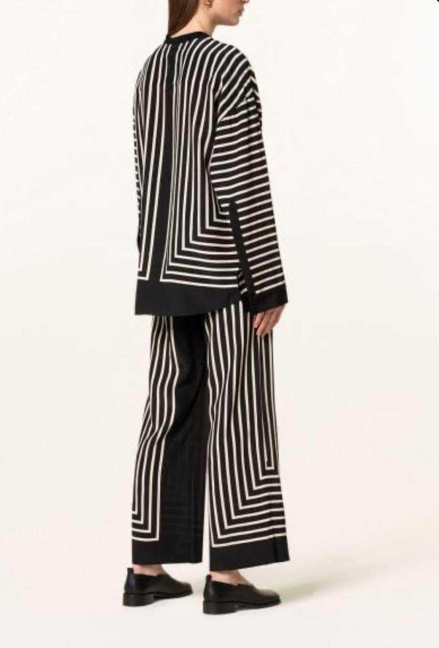 Toteme коллекционный костюм BP-48779 Toteme коллекционный костюм BP-48779