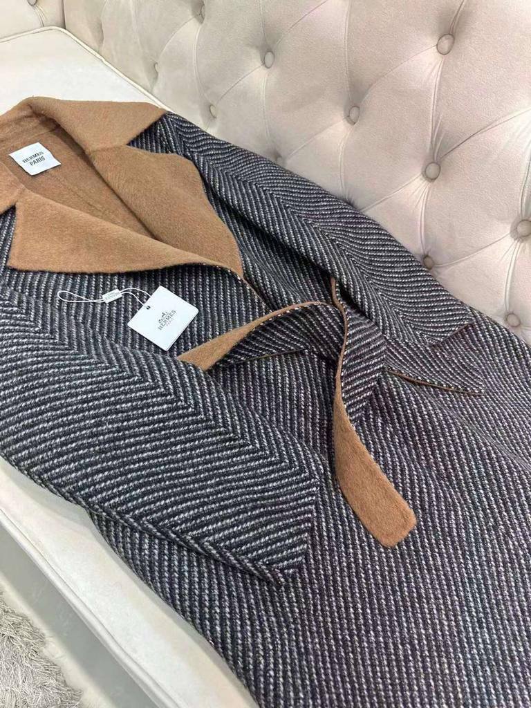 Пальто Hermes BP-40499 эксклюзивное Пальто Hermes BP-40499 эксклюзивное