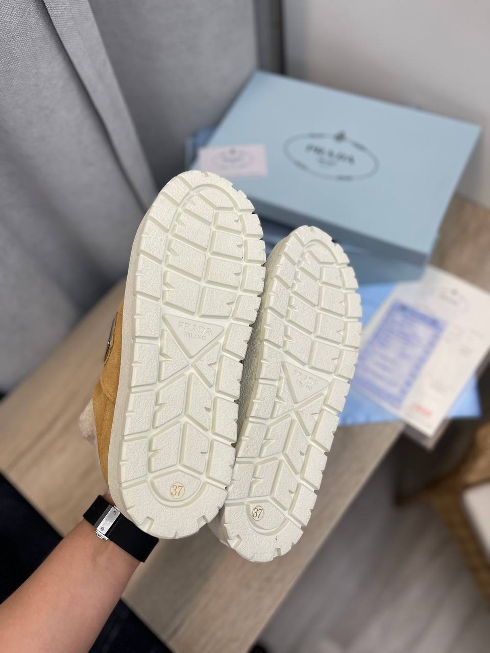 Повседневные женские кеды Prada BP-42140 Повседневные женские кеды Prada BP-42140