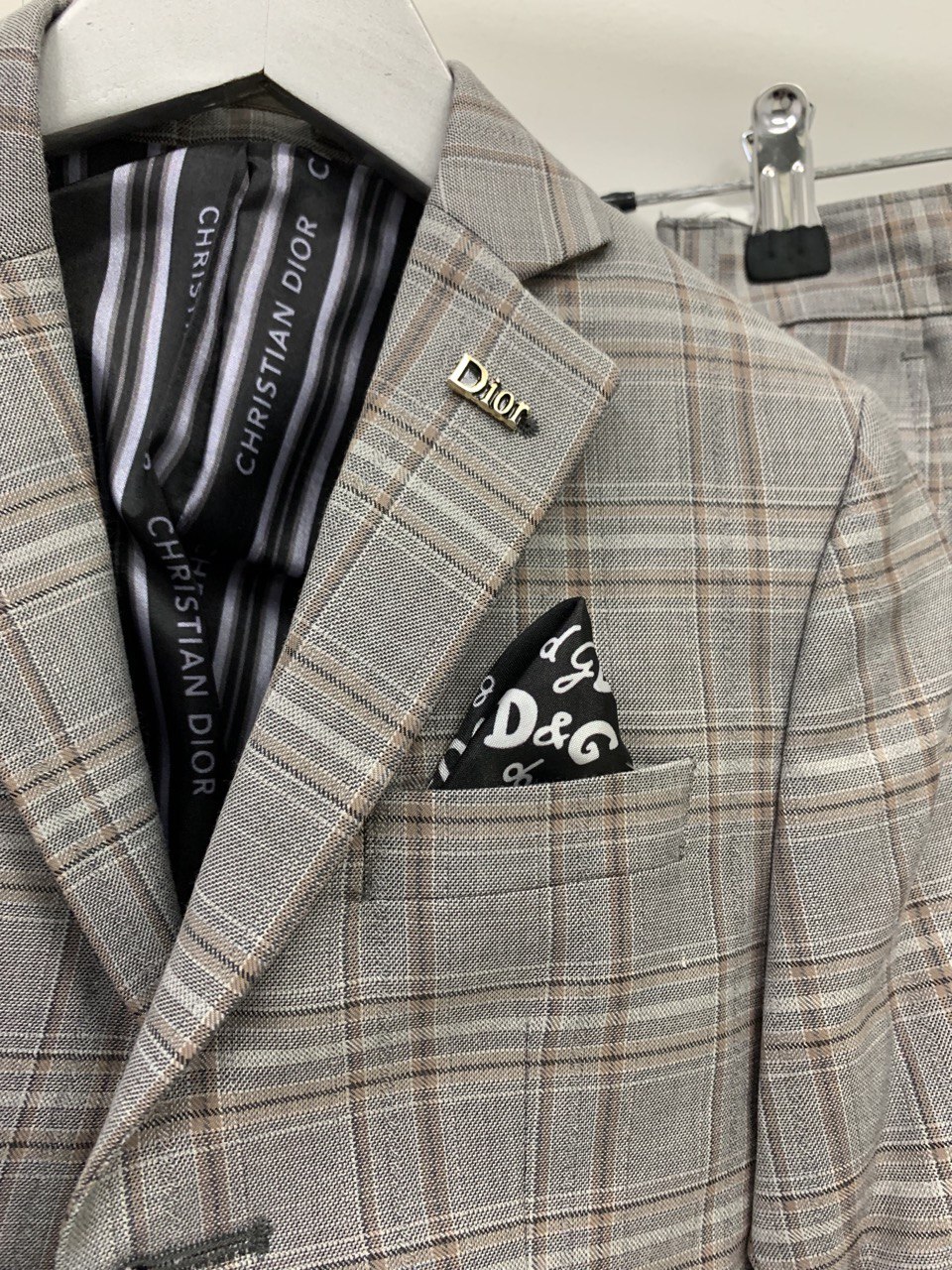 Костюм 3-ка стильный Christian Dior BP-45860 Костюм 3-ка стильный Christian Dior BP-45860