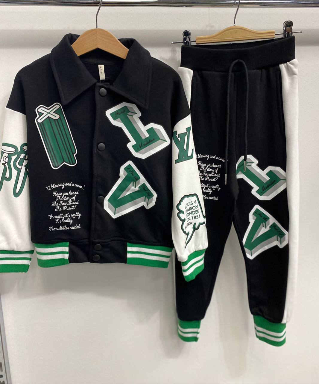 Костюм Louis Vuitton спортивный BP-17553 Костюм Louis Vuitton спортивный BP-17553