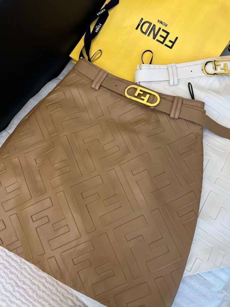 Кожаная юбка люкс Fendi BP-40145 Кожаная юбка люкс Fendi BP-40145