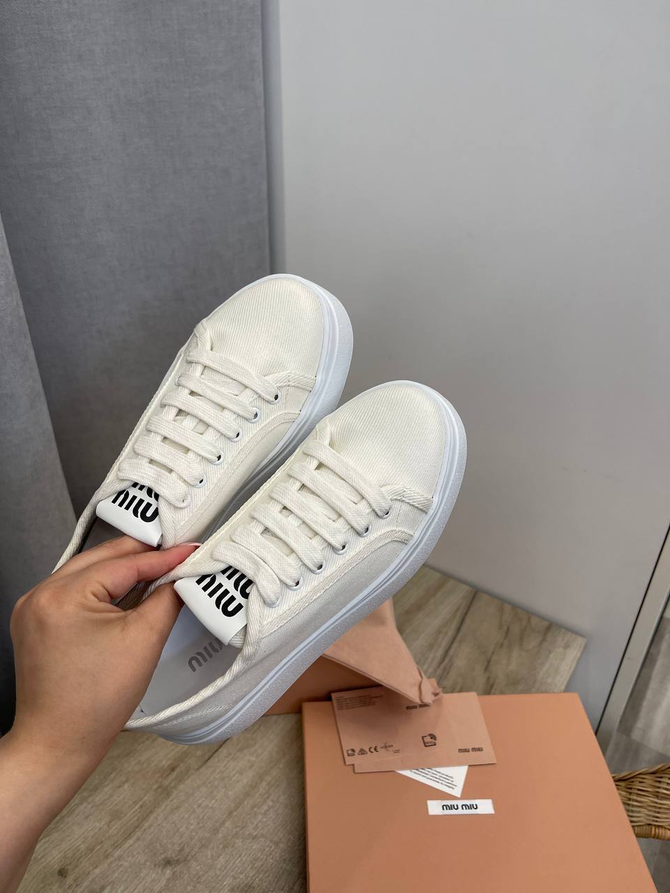 Повседневные женские кеды Miu Miu BP-49938 Повседневные женские кеды Miu Miu BP-49938