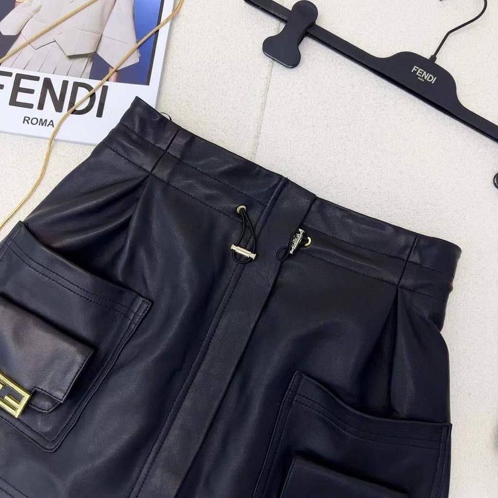 Кожаная трендовая юбка Fendi BP-40143 Кожаная трендовая юбка Fendi BP-40143