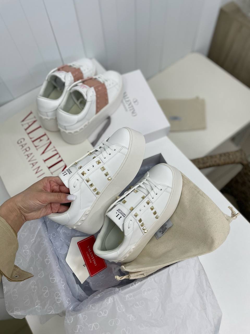 Повседневные женские кеды Valentino BP-32784 Повседневные женские кеды Valentino BP-32784