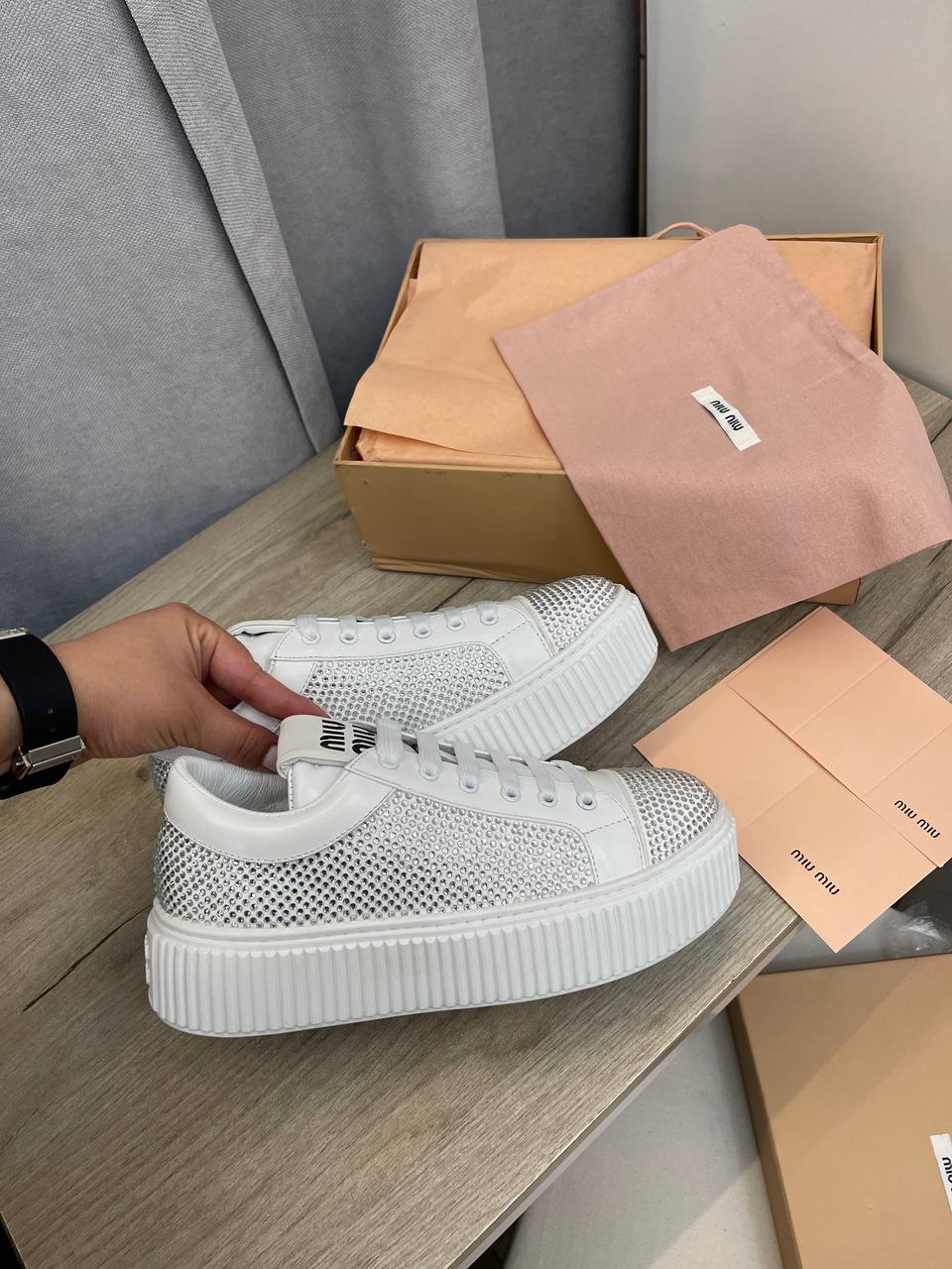 Трендовые женские кеды Miu Miu BP-38827 Трендовые женские кеды Miu Miu BP-38827