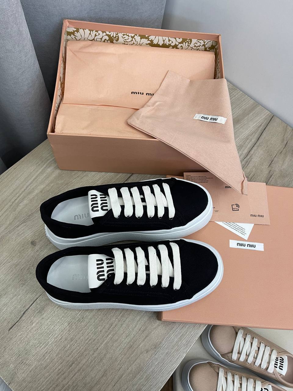 Кеды Miu Miu BP-49937 стильные женские Кеды Miu Miu BP-49937 стильные женские