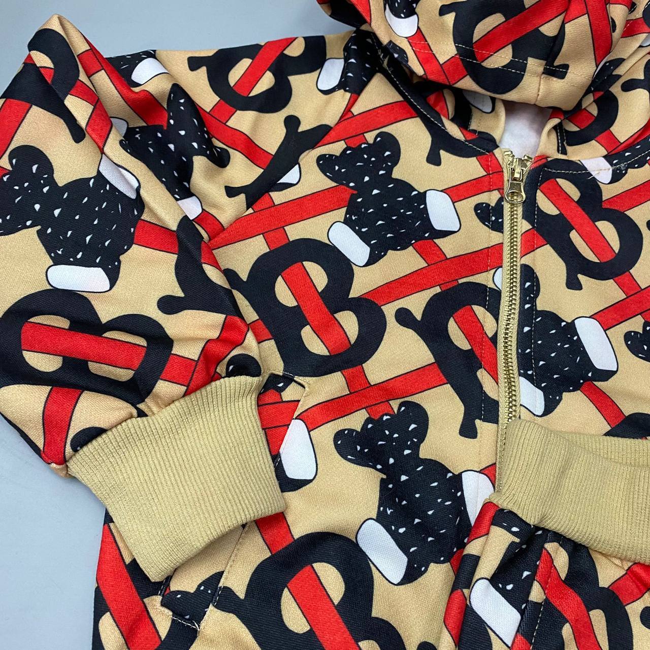 Louis Vuitton костюм на флисе BP-20813 Louis Vuitton костюм на флисе BP-20813