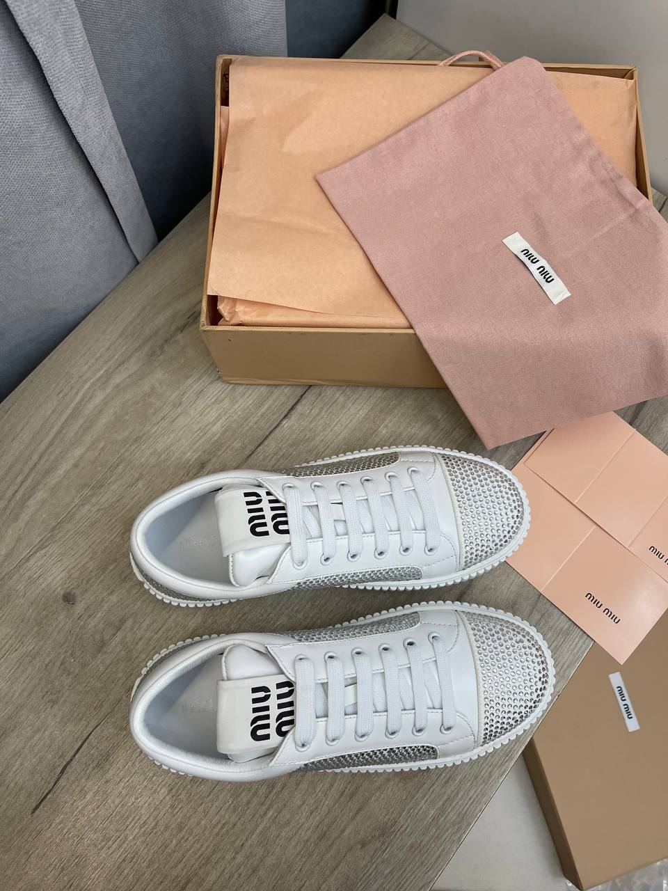 Трендовые женские кеды Miu Miu BP-38827 Трендовые женские кеды Miu Miu BP-38827
