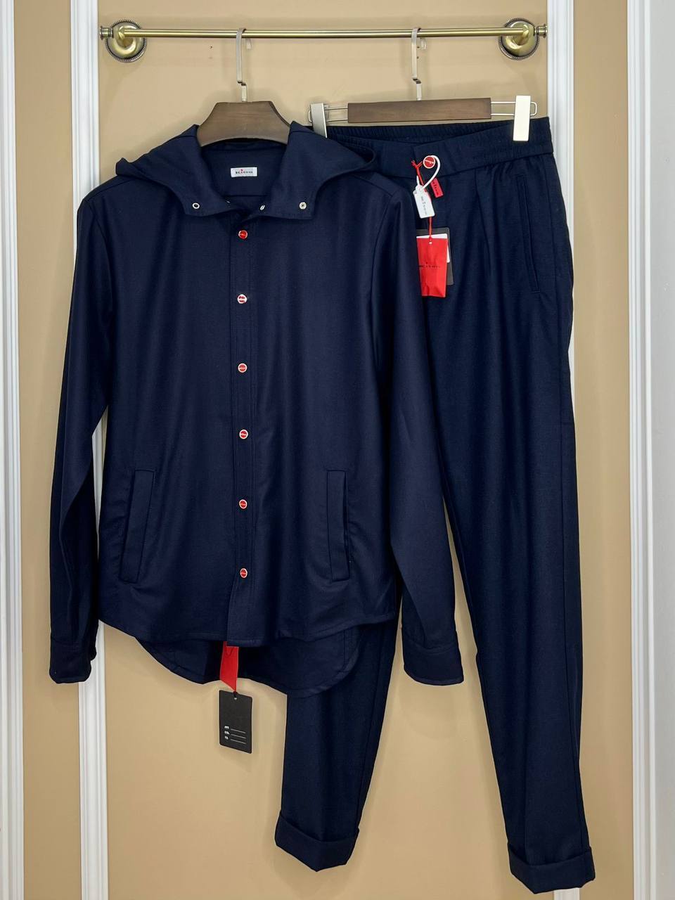 Костюм мужской Kiton BP-43978 премиум Костюм мужской Kiton BP-43978 премиум