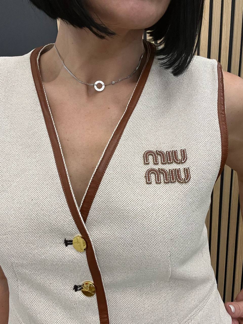 Жилет трендовый Miu Miu BP-50917 Жилет трендовый Miu Miu BP-50917