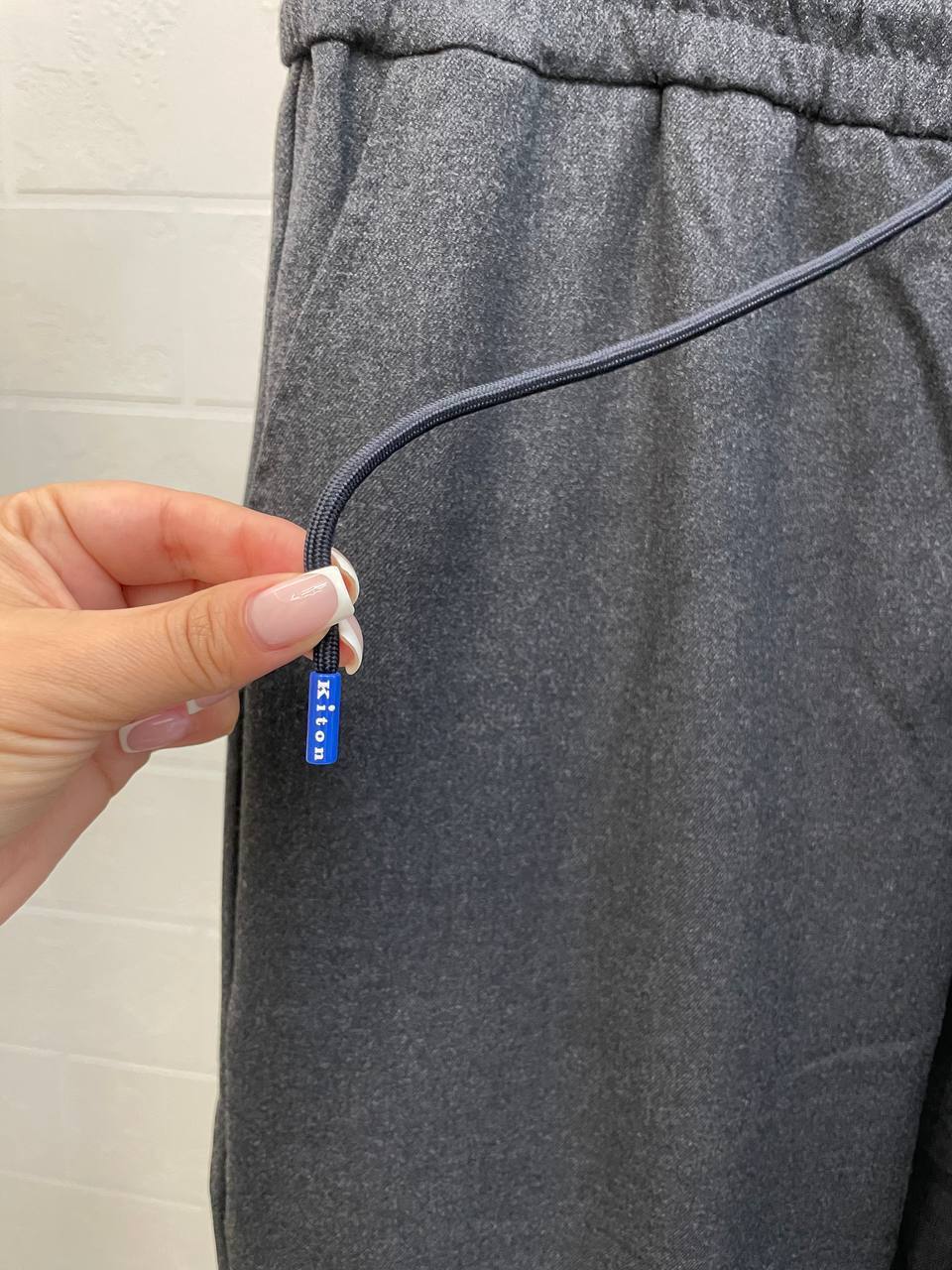 Костюм мужской стильный Kiton BP-53845 Костюм мужской стильный Kiton BP-53845