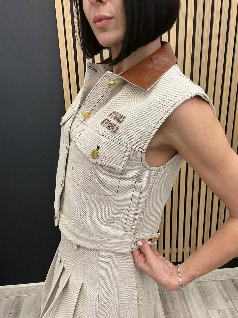 Жилет эксклюзивный Miu Miu BP-50916 Жилет эксклюзивный Miu Miu BP-50916