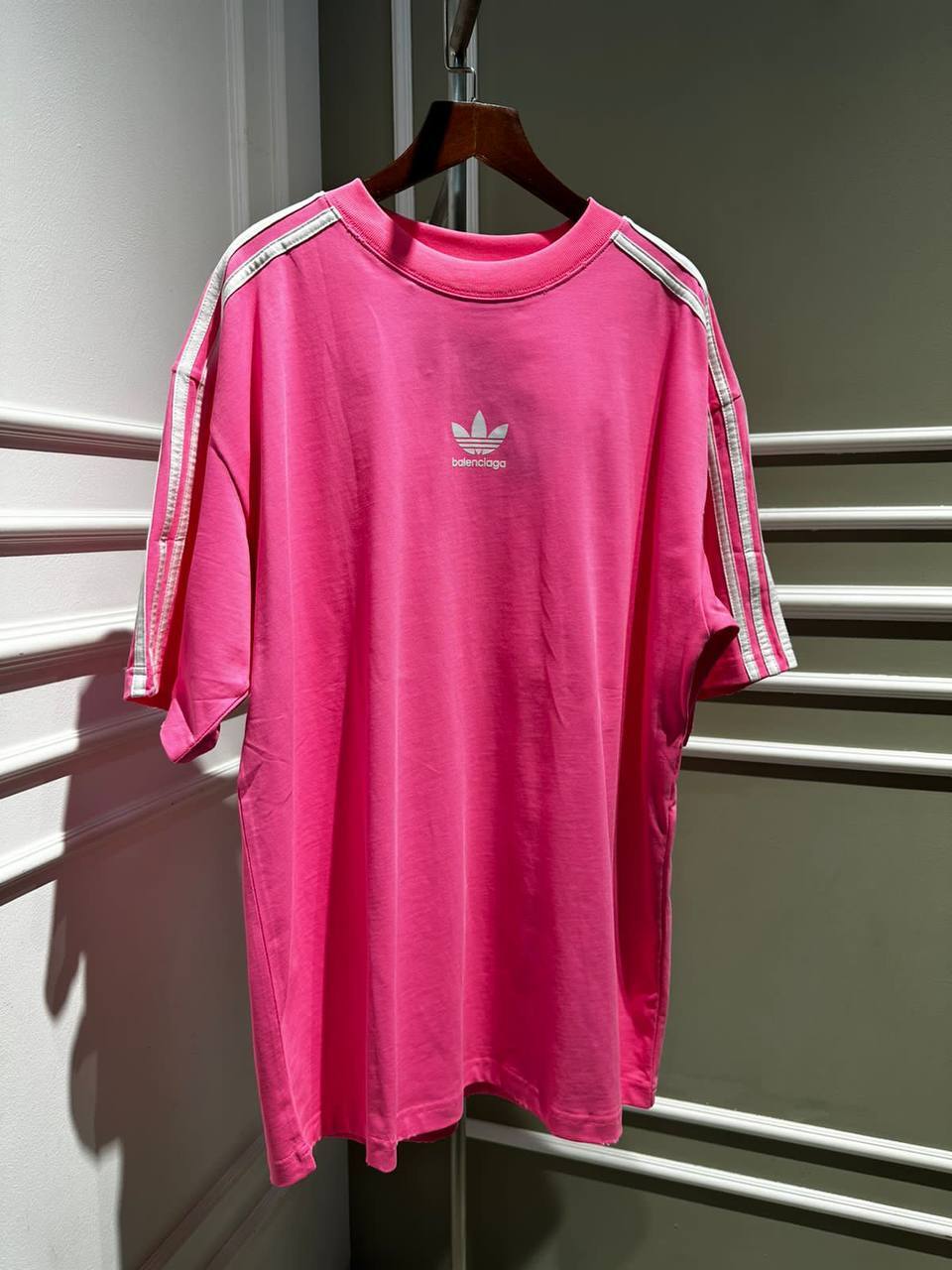 Дизайнерская футболка Balenciaga BP-29723 Дизайнерская футболка Balenciaga BP-29723