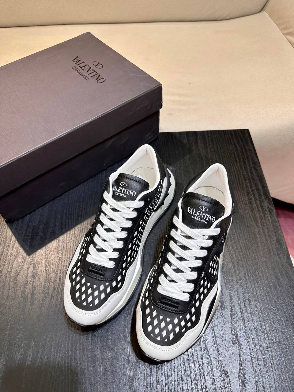 Кроссовки эксклюзивные Valentino BP-38350 Кроссовки эксклюзивные Valentino BP-38350