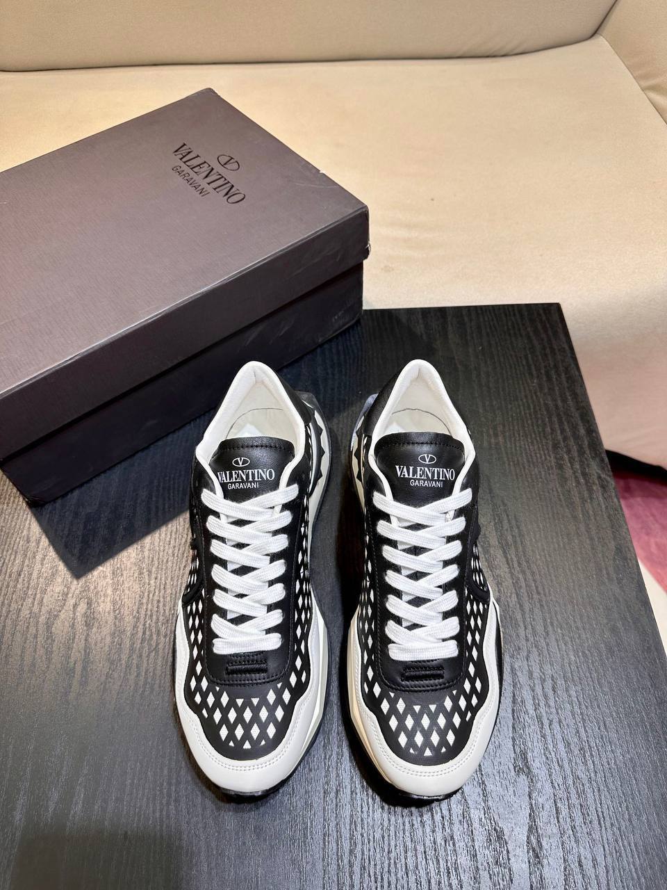 Кроссовки эксклюзивные Valentino BP-38350 Кроссовки эксклюзивные Valentino BP-38350