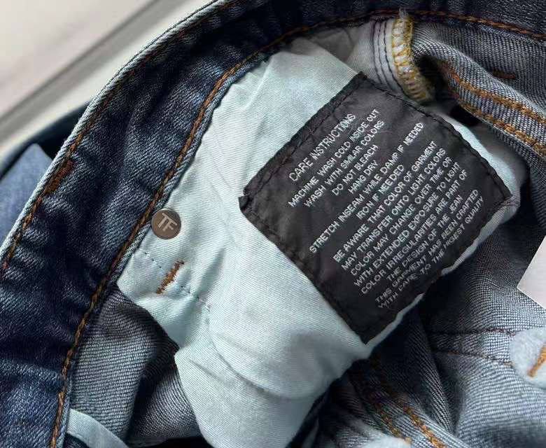 Джинсы премиальные Tom Ford BP-50458 Джинсы премиальные Tom Ford BP-50458