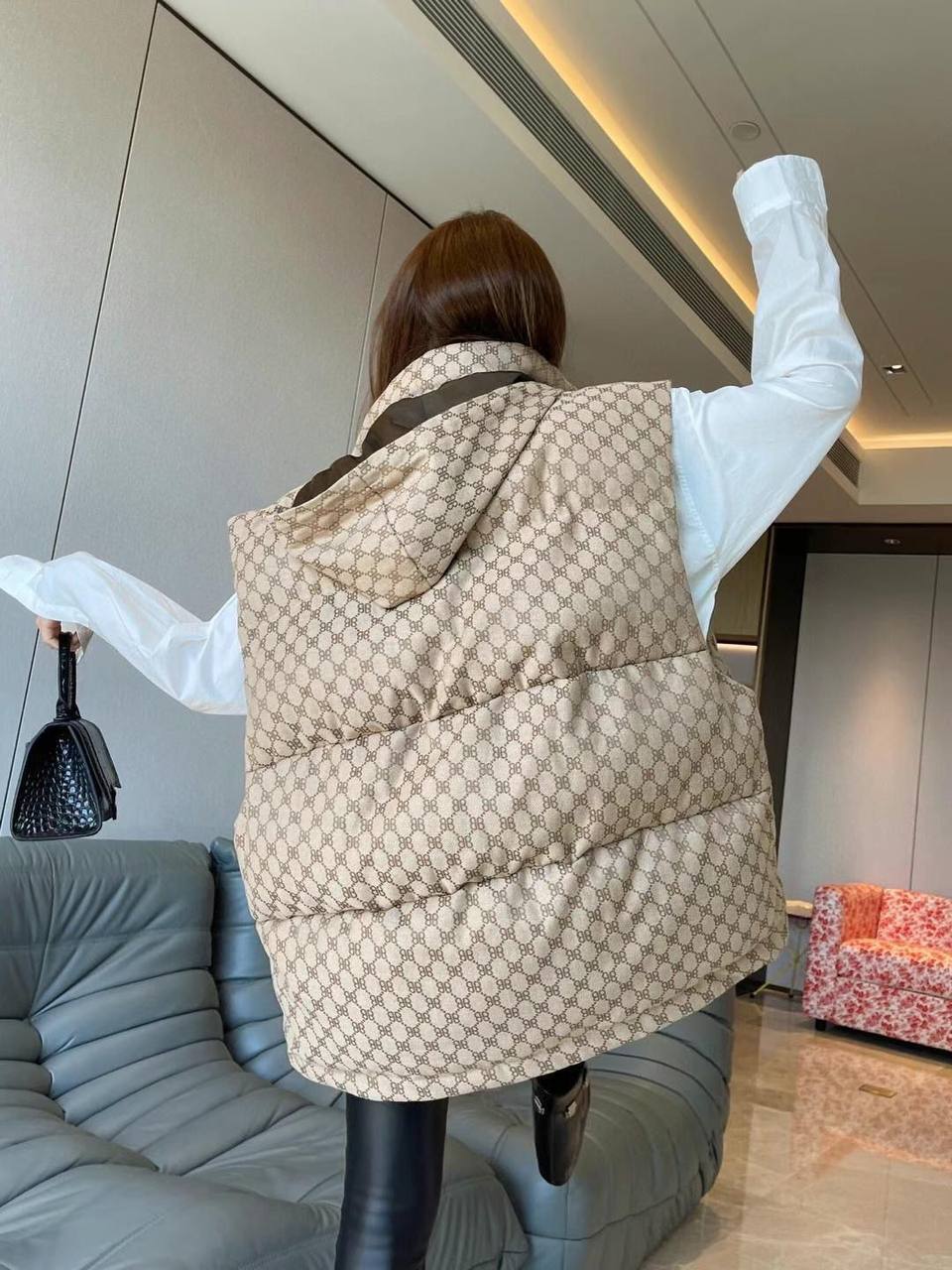 Жилет коллекционный Balenciaga BP-23464 Жилет коллекционный Balenciaga BP-23464