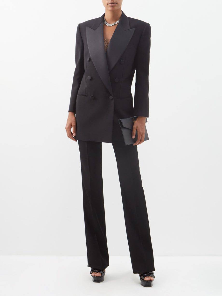 Однобортный жакет-смокинг Yves Saint Laurent BP-24349 Однобортный жакет-смокинг Yves Saint Laurent BP-24349