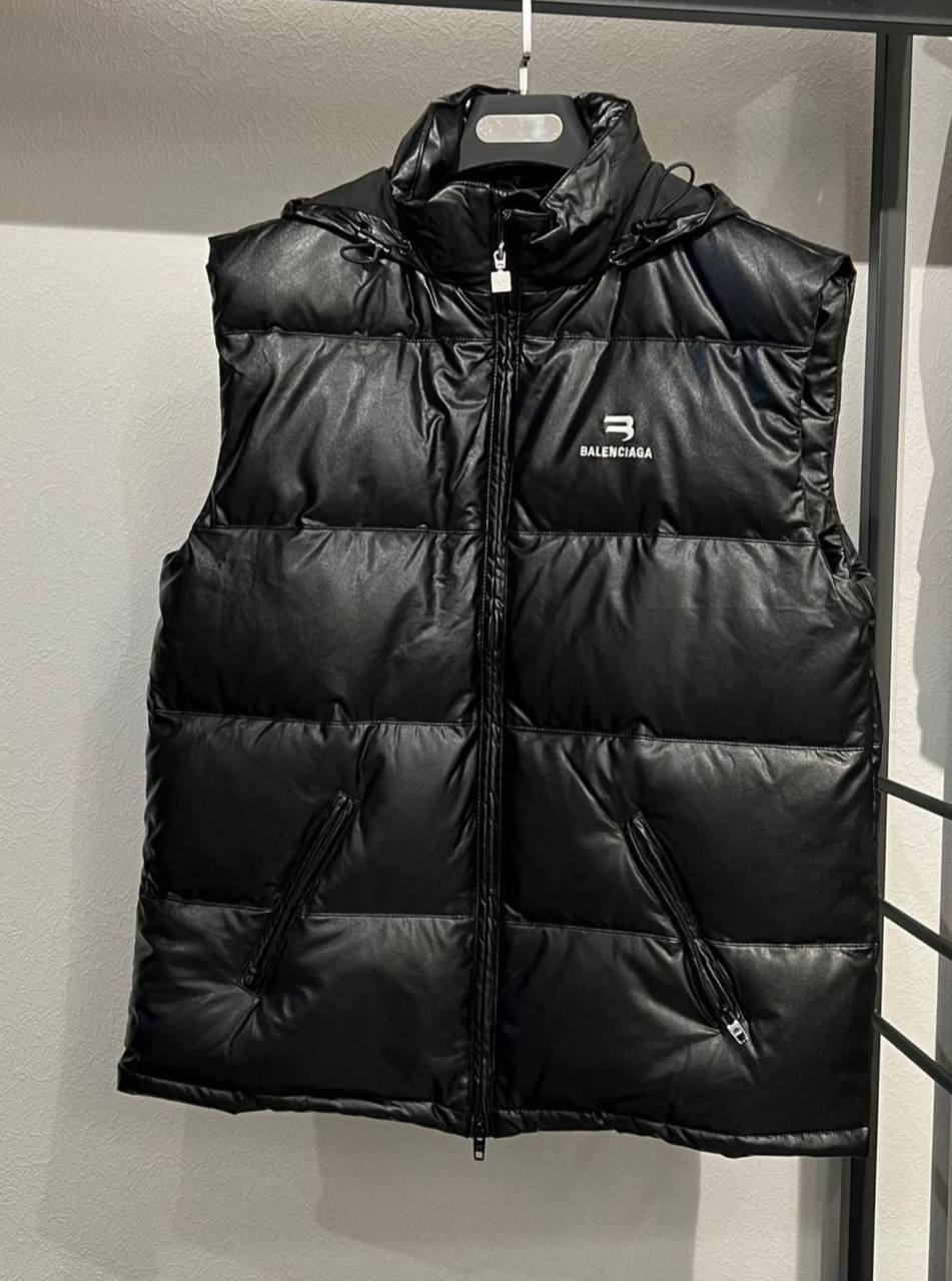 Жилет трендовый Balenciaga BP-39347 Жилет трендовый Balenciaga BP-39347