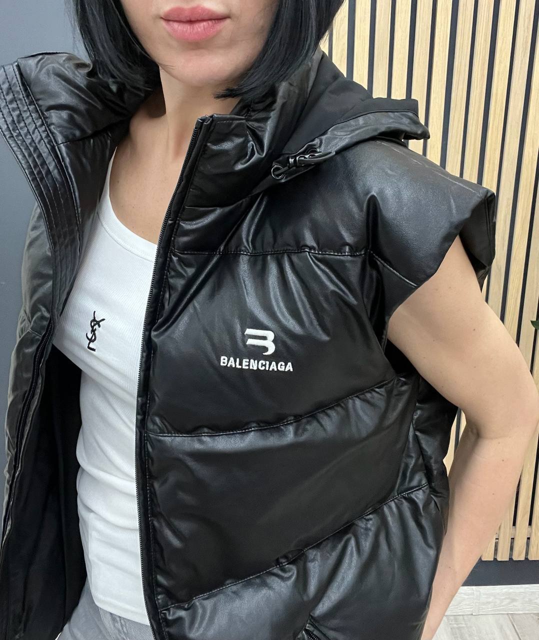 Жилет Balenciaga эксклюзивный BP-50967 Жилет Balenciaga эксклюзивный BP-50967