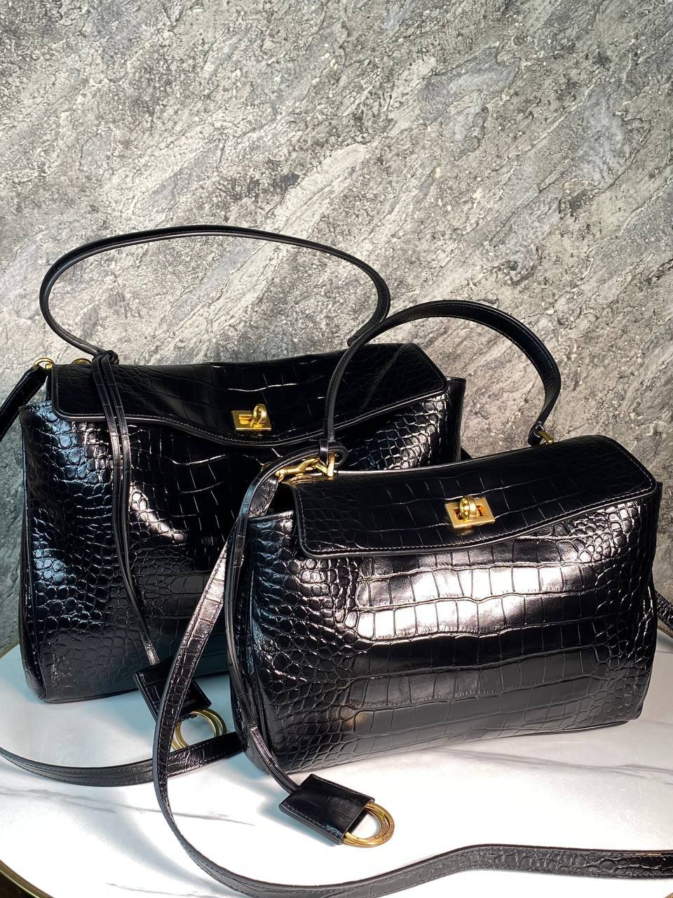 Сумка черная лакированная Balenciaga BP-51807501 Сумка черная лакированная Balenciaga BP-51807501