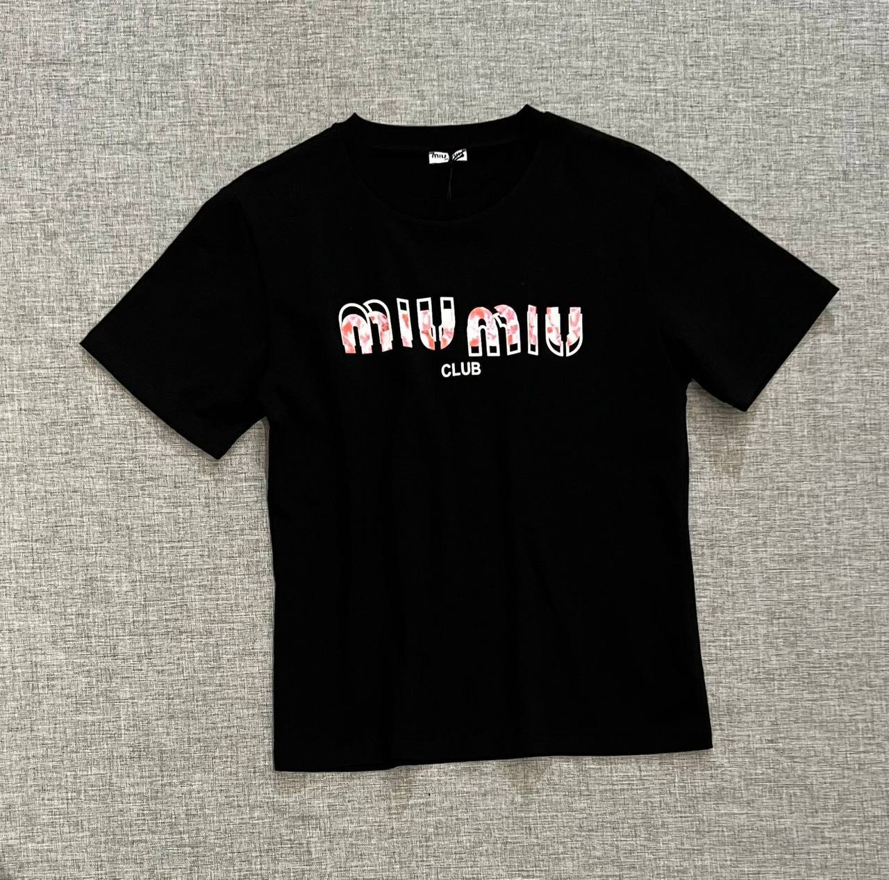 Коллекционная футболка Miu Miu BP-37121 Коллекционная футболка Miu Miu BP-37121