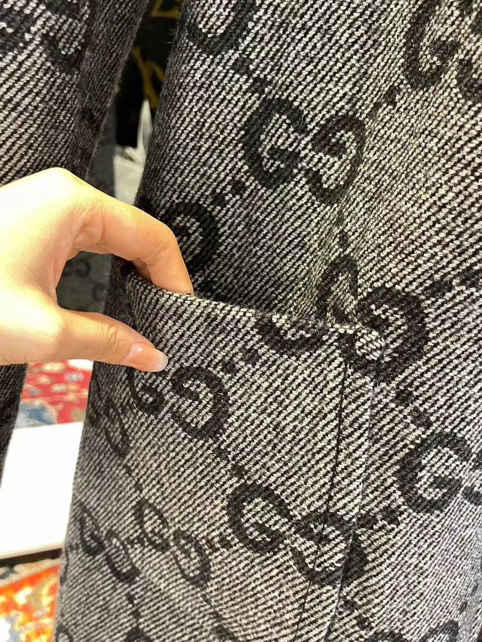 Двухстороннее пальто Gucci BP-40687 премиум Двухстороннее пальто Gucci BP-40687 премиум