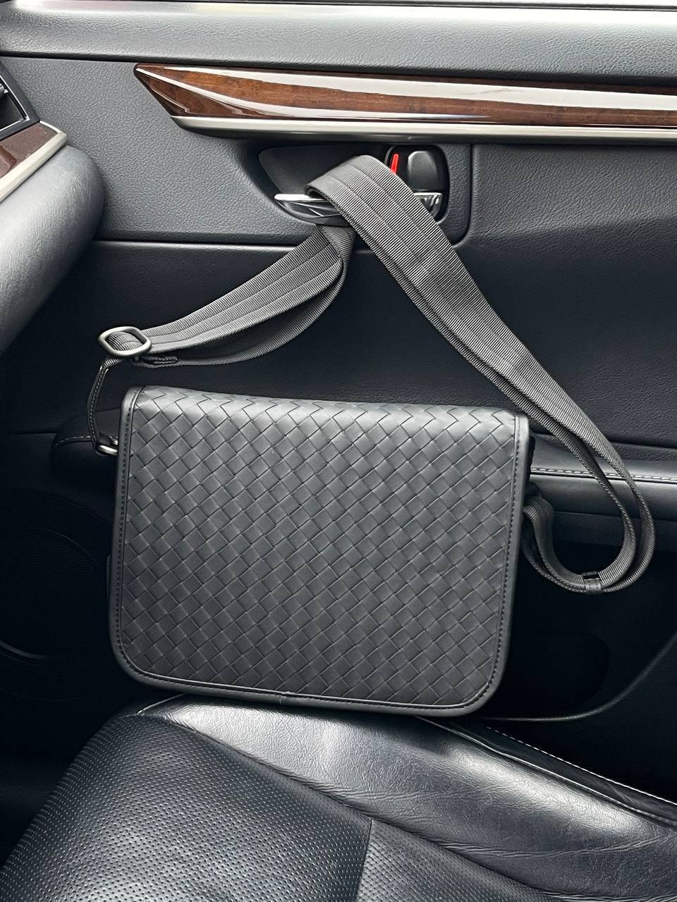 Мессенджер повседневный Bottega Veneta BP-27201 Мессенджер повседневный Bottega Veneta BP-27201