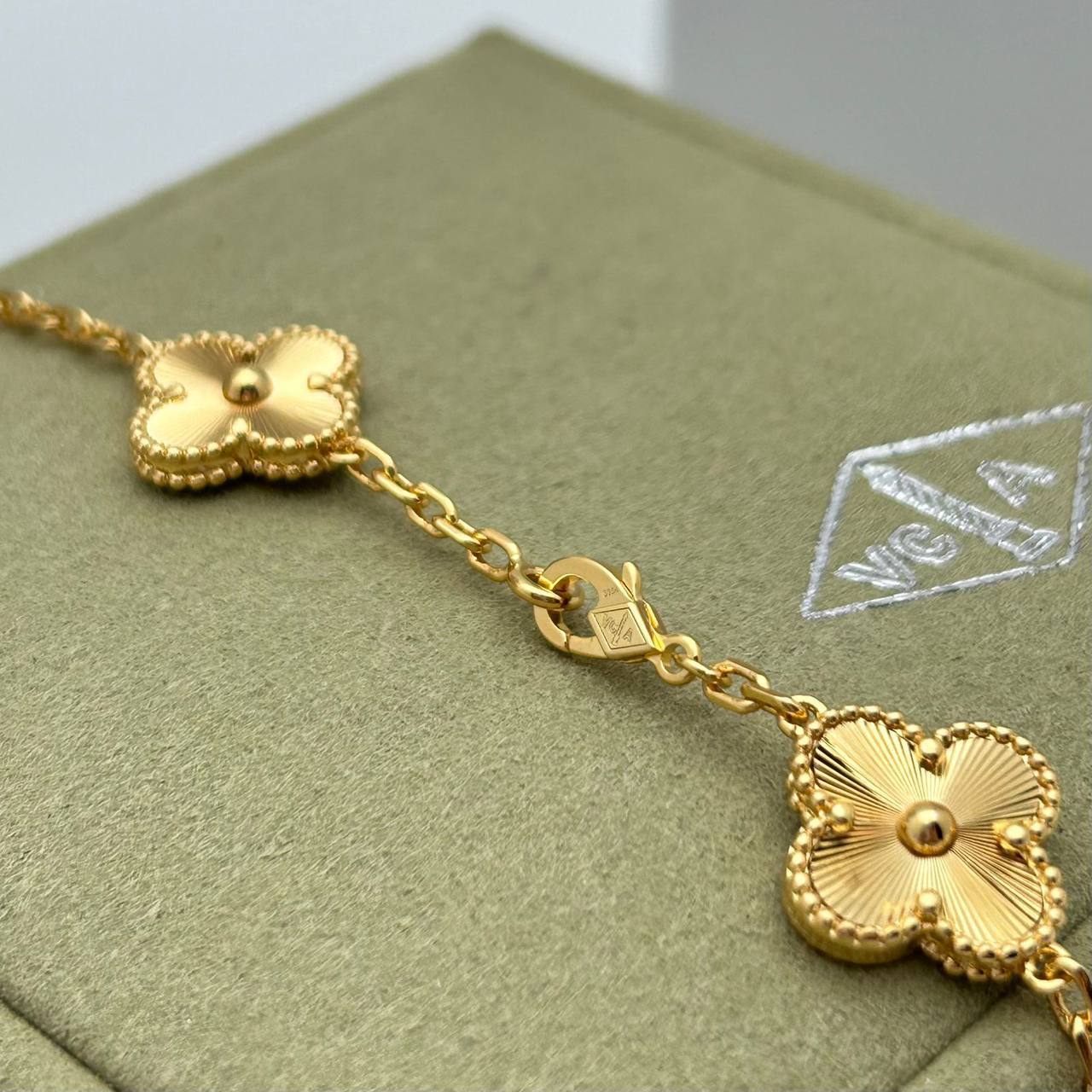 Подвеска Van Cleef коллекционная BP-54185 Подвеска Van Cleef коллекционная BP-54185