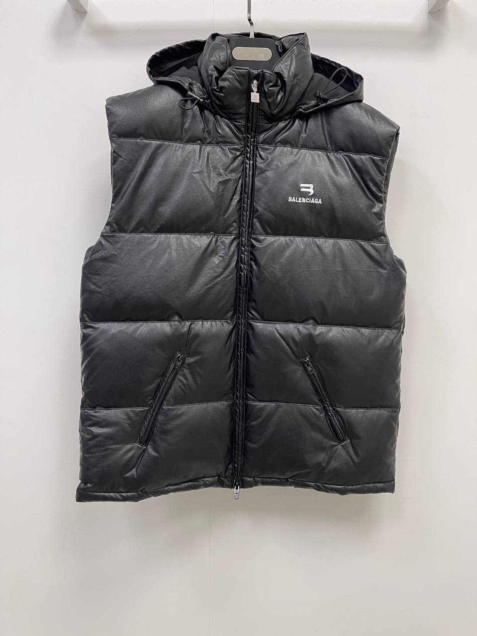 Жилет эксклюзивный Balenciaga BP-24914 Жилет эксклюзивный Balenciaga BP-24914