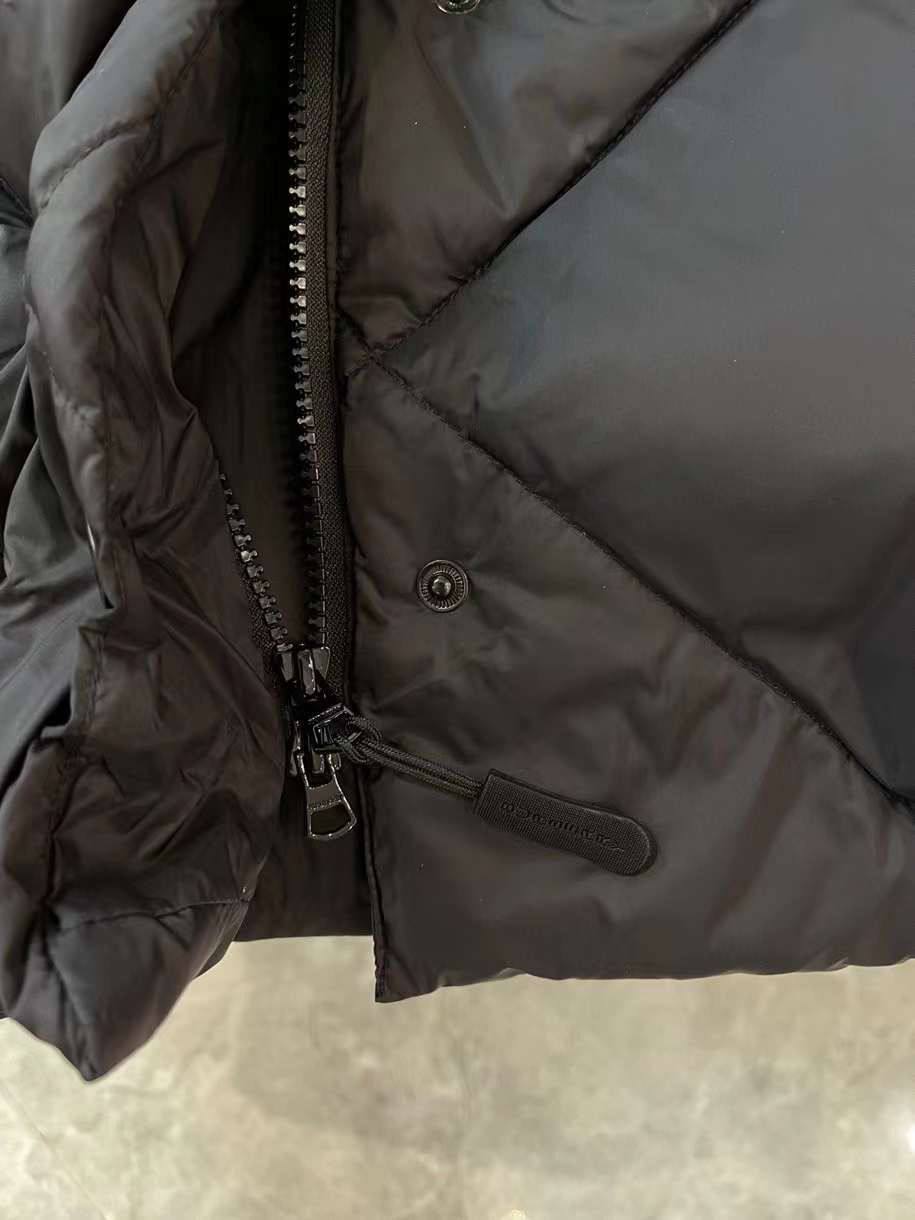 Жилет коллекционный Burberry BP-22407 Жилет коллекционный Burberry BP-22407