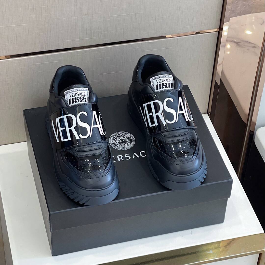 Мужские стильные кроссовки Versace BP-24121 Мужские стильные кроссовки Versace BP-24121