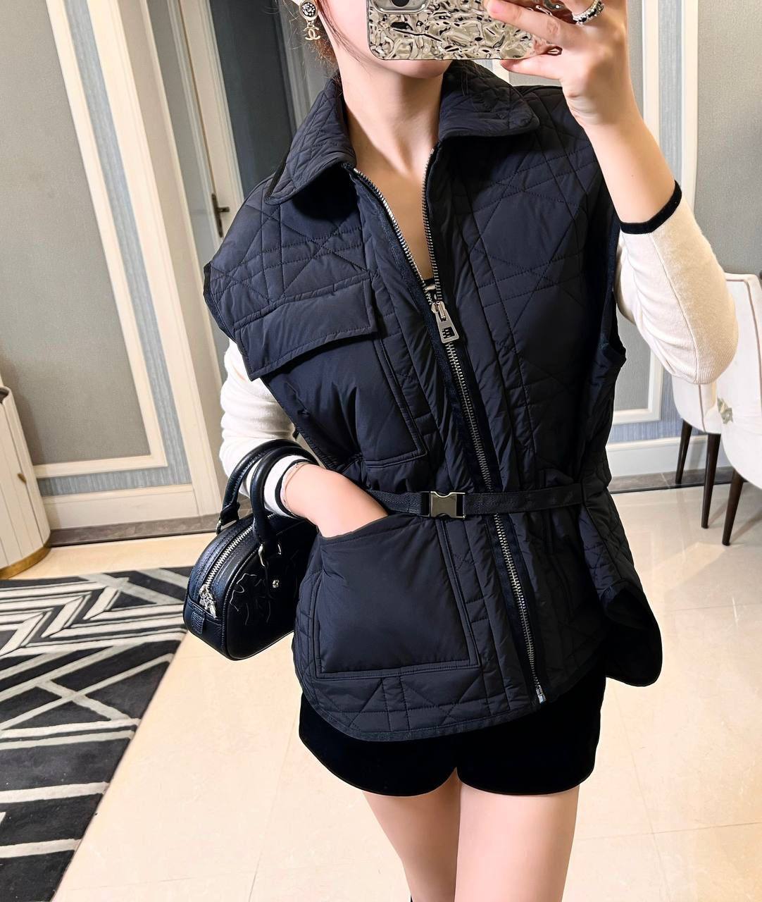 Жилет эксклюзивный Christian Dior BP-38667 Жилет эксклюзивный Christian Dior BP-38667